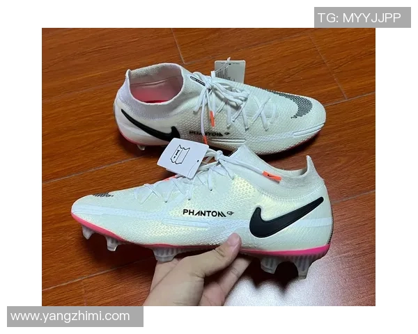 GT2足球鞋助力球星征战赛场精彩瞬间打造巅峰表现 GT2足球鞋助力球星征战赛场精彩瞬间打造巅峰表现