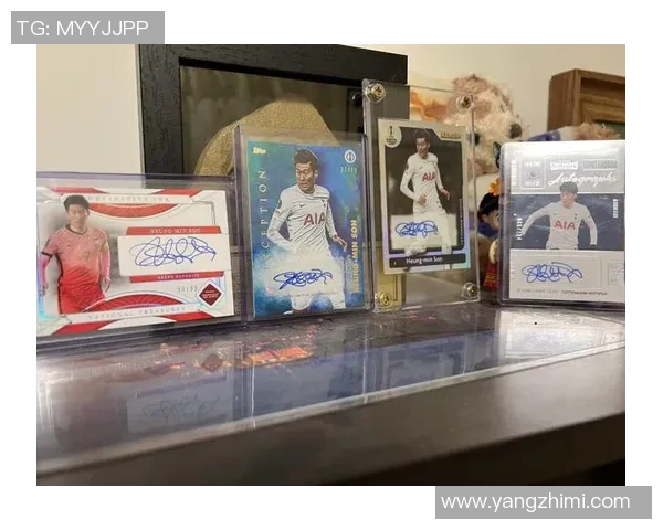 球星卡足球手雷盒签字保留册 球星卡足球手雷盒签字保留册