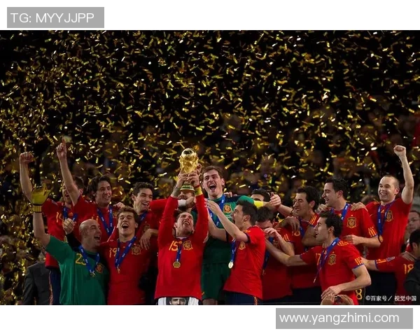 激情瞬间足球巨星挥洒胜利喜悦定格赛场荣耀时刻 激情瞬间足球巨星挥洒胜利喜悦定格赛场荣耀时刻